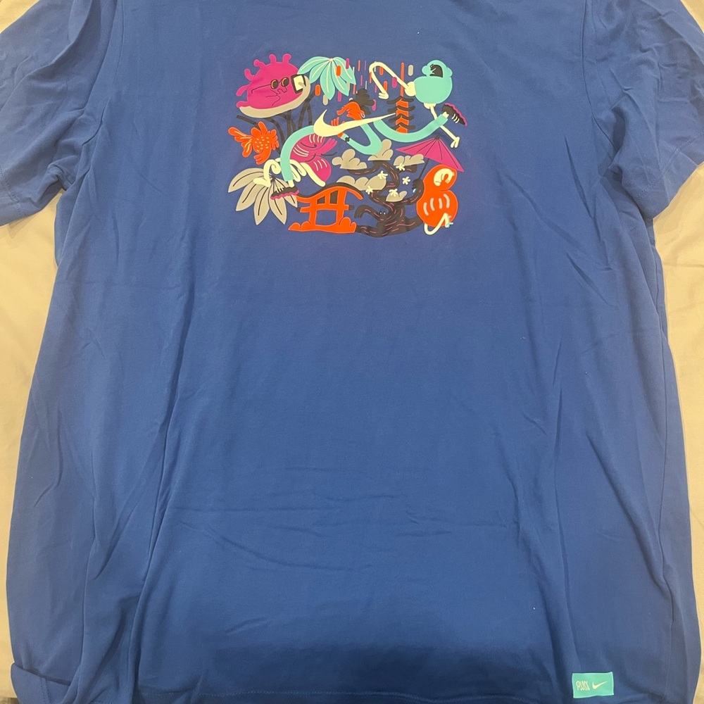 Men’s XL Nike Dri-FIT Blue Tee
